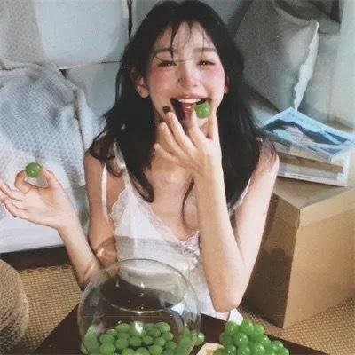 钢铁少女团